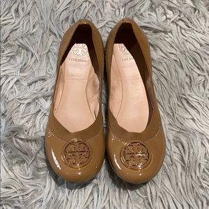 Tory Burch beige ballet flats